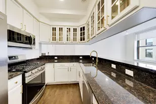 888 S Michigan Ave, Chicago, IL 60605 - Photo 6