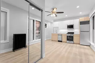 1651 W Jonquil Terrace, Chicago, IL 60626 - Photo 4