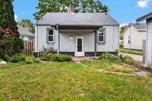 1618 S Center St, Bloomington, IL 61701 - Photo 24