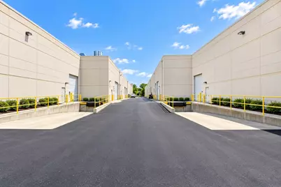 475 Quadrangle Drive #F, Bolingbrook, IL 60440 - Photo 6