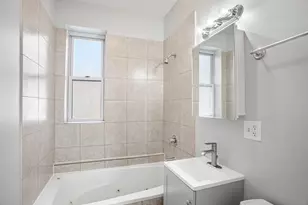 7324 N Damen Ave, Chicago, IL 60645 - Photo 12