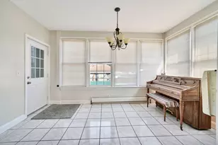 2241 S Austin Blvd, Cicero, IL 60804 - Photo 10