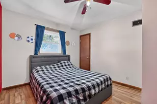 2230 N 1st St, Dekalb, IL 60115 - Photo 16