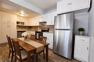 7305 Tiffany Dr, Orland Park, IL 60462 - Photo 4