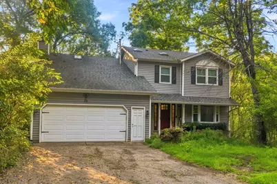 35 Circle Drive, Algonquin, IL 60102 - Photo 1