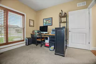 3608 Pamela Dr, Bloomington, IL 61704 - Photo 42