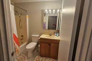 974 Thornton Ln, Buffalo Grove, IL 60089 - Photo 14