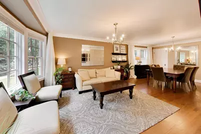 5042 N Melvina Avenue, Chicago, IL 60630 - Photo 4