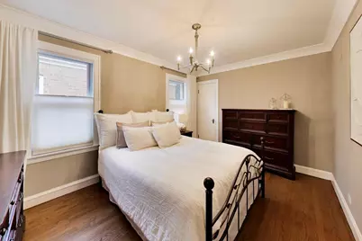 5042 N Melvina Avenue, Chicago, IL 60630 - Photo 10