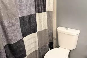 1475 Rebecca Dr, Hoffman Estates, IL 60169 - Photo 8