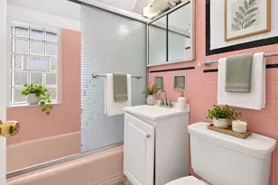 2130 W Highland Ave, Chicago, IL 60659 - Photo 8