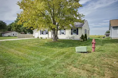 414 N Kathleen Street, Stanford, IL 61774 - Photo 4