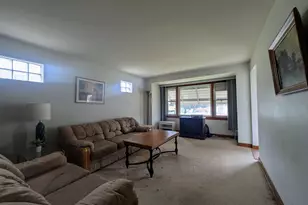 6639 S Knox Ave, Chicago, IL 60629 - Photo 2