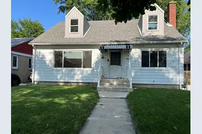 9243 Lynwood Drive, Oak Lawn, IL 60453 - Photo 1