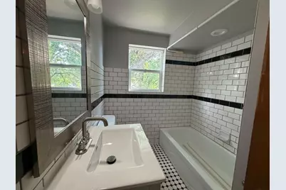 9243 Lynwood Drive, Oak Lawn, IL 60453 - Photo 12