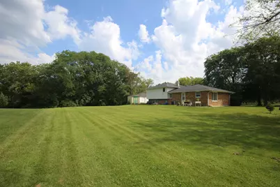 114 Rosemary Avenue, Inverness, IL 60010 - Photo 2