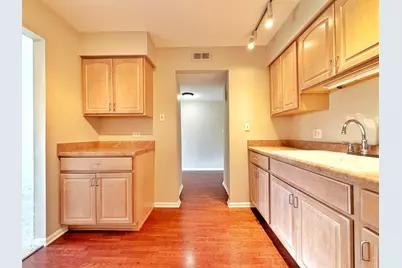 5000 Carriageway Drive #205, Rolling Meadows, IL 60008 - Photo 6