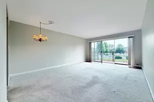 5000 Carriage Way Dr, Rolling Meadows, IL 60008 - Photo 12