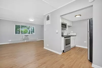 315 W Kimbell Avenue #13, Elmhurst, IL 60126 - Photo 4