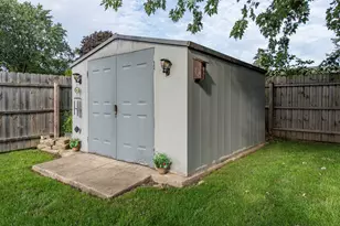 715 Holdridge Ave, Winthrop Harbor, IL 60096 - Photo 30