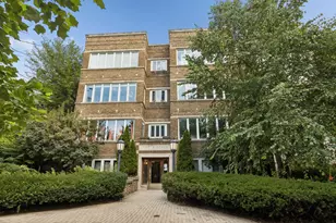 1130 W Morse Ave, Chicago, IL 60626 - Photo 1