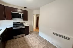 6147 N Meade Ave, Chicago, IL 60646 - Photo 10
