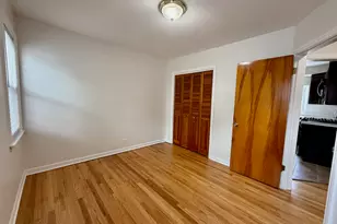 6147 N Meade Ave, Chicago, IL 60646 - Photo 12