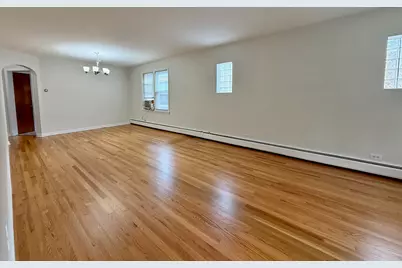 6147 N Meade Avenue #2, Chicago, IL 60646 - Photo 2