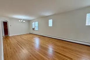 6147 N Meade Ave, Chicago, IL 60646 - Photo 2