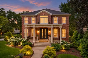 26 N Julian St, Naperville, IL 60540 - Photo 2