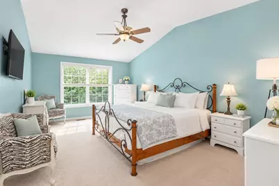 227 Wimbledon Place, Bloomingdale, IL 60108 - Photo 10