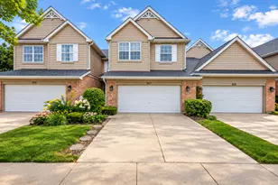 227 Wimbledon Pl, Bloomingdale, IL 60108 - Photo 1