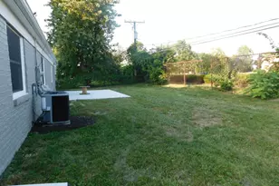 212 N Pinecrest Rd, Bolingbrook, IL 60440 - Photo 20