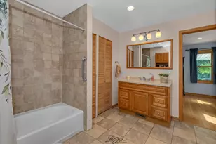 143 N Jefferson St, Lockport, IL 60441 - Photo 14