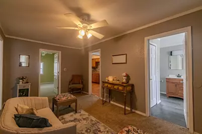 2642 Hanson Street, Rockford, IL 61109 - Photo 4