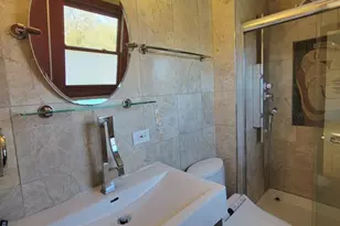 342 W Jervey Ln, Bartlett, IL 60103 - Photo 20
