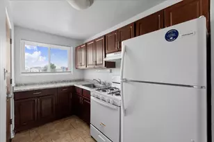 6715 N Hermitage Ave, Chicago, IL 60626 - Photo 2