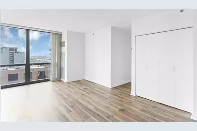 210 S Desplaines Street #1102, Chicago, IL 60661 - Photo 4