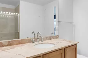 210 S Desplaines St, Chicago, IL 60661 - Photo 20