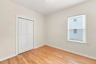 310 E 138th St, Chicago, IL 60827 - Photo 16