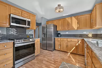 312 Badger Court, Oswego, IL 60543 - Photo 12