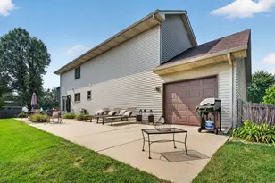 312 Badger Ct, Oswego, IL 60543 - Photo 42