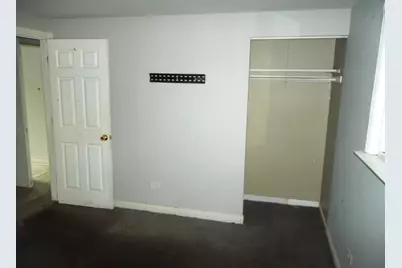 14045 S Claire Boulevard, Robbins, IL 60472 - Photo 10