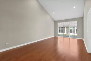 711 Verandah Dr, Hanover Park, IL 60133 - Photo 6