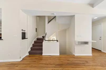 1901 S Clark Street #B, Chicago, IL 60616 - Photo 8