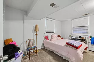 1906 Winchester Dr, Champaign, IL 61821 - Photo 16