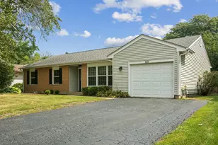 1525 N Patton Ave, Arlington Heights, IL 60004 - Photo 2