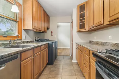 1525 N Patton Avenue, Arlington Heights, IL 60004 - Photo 6