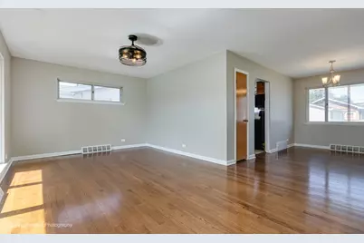 10830 Hastings Street, Westchester, IL 60154 - Photo 4