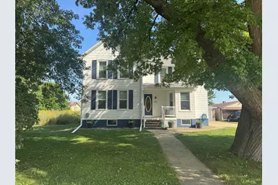 523 E Wells Street, Geneseo, IL 61254 - Photo 2